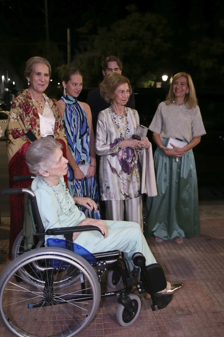 Irene Urdangarin deslumbra con su elegante vestido en la preboda de Teodora de Grecia