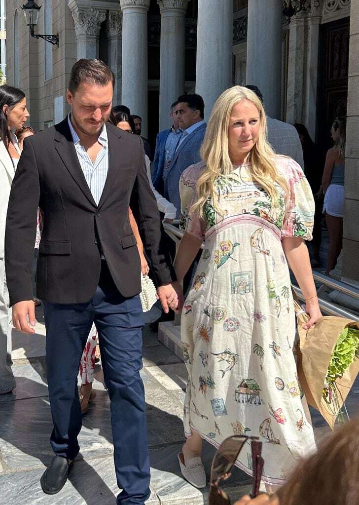 La princesa Teodora de Grecia se prepara para su boda en la Catedral Metropolitana de Atenas