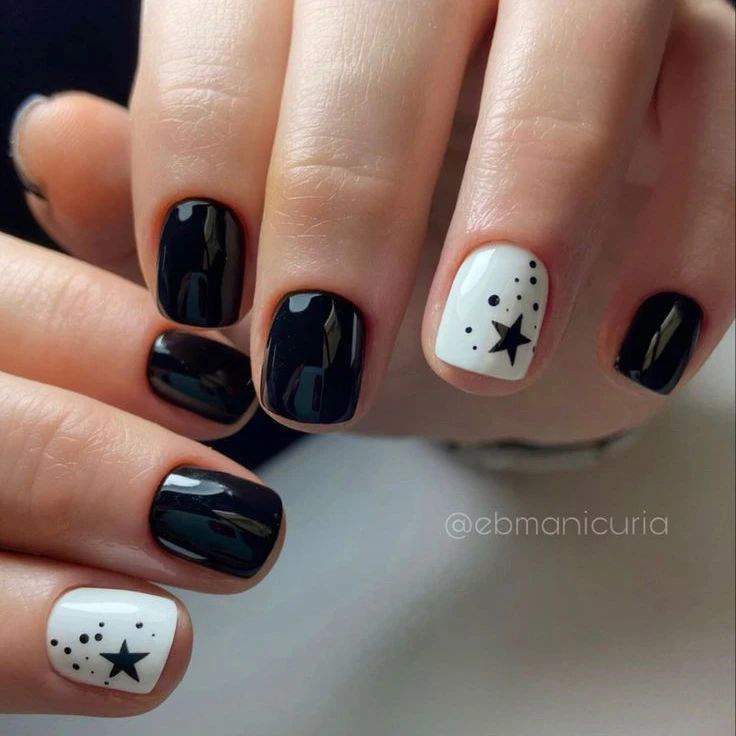 Uñas negras: la tendencia otoñal para una manicura elegante y sofisticada