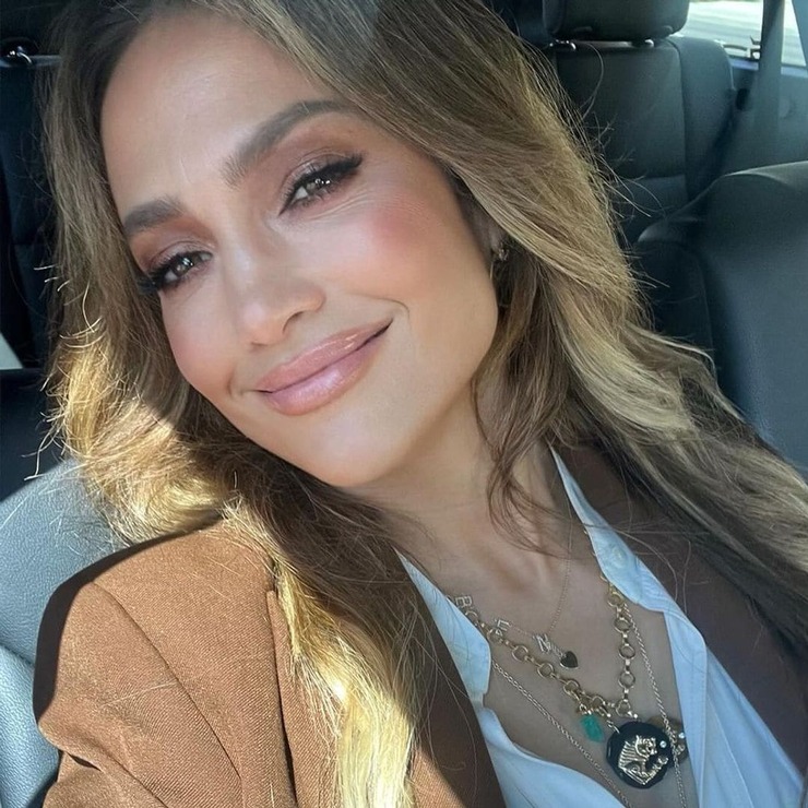 Jennifer Lopez corrige publicación con foto de Ben Affleck tras error en redes sociales