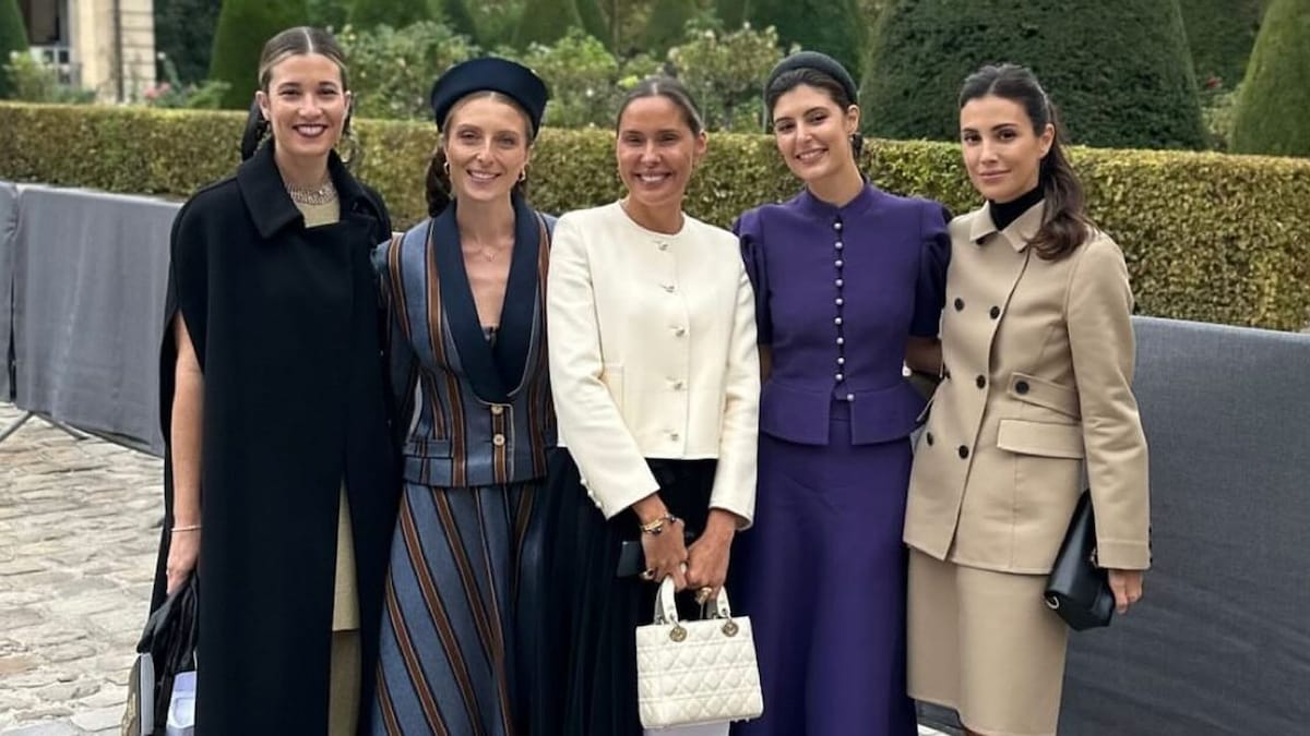 Moda y Aristocracia: Encuentro de Sassa de Osma, Tamara Falcó y Beatrice Borromeo en París