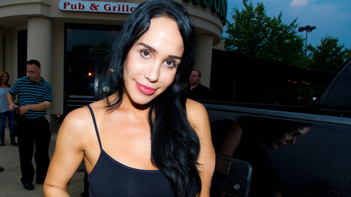 Nadya Suleman, la madre de octillizos, celebra a sus 49 años el nacimiento de su primera nieta