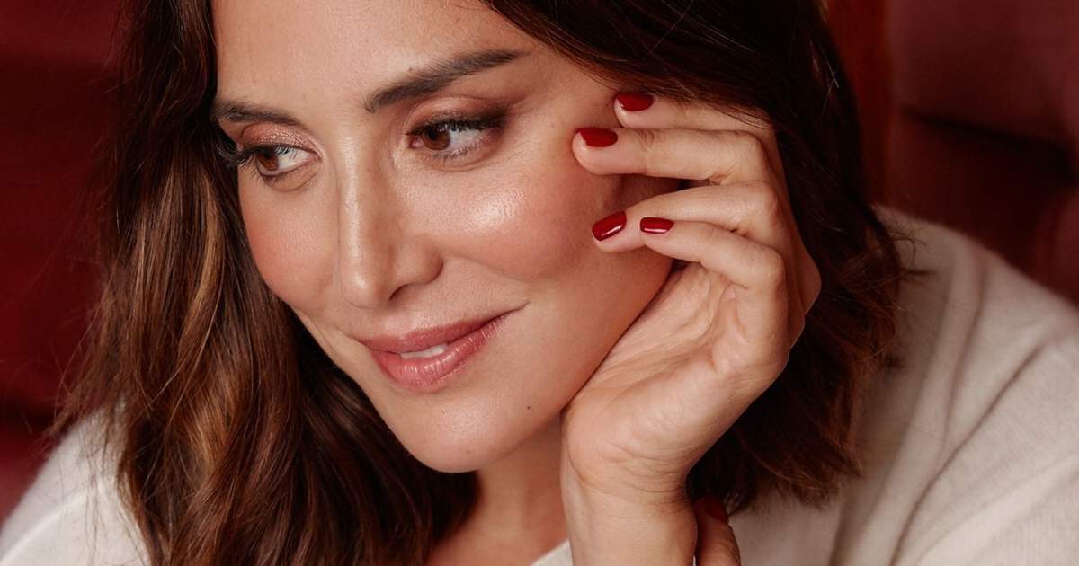 "Tendencias de Otoño: 10 diseños de uñas burgundy para lucir en invierno"