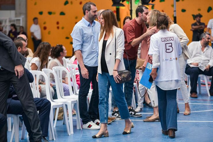 Helen Lindes celebra la llegada de su tercer hijo durante el emotivo homenaje a Rudy Fernández