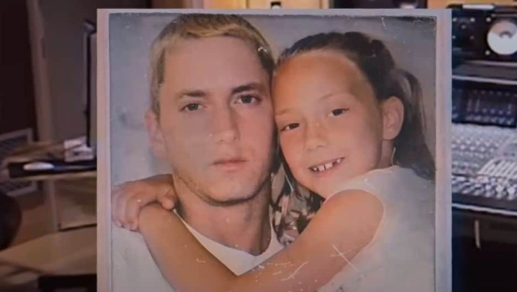 Eminem sorprendido al enterarse de que será abuelo por primera vez a los 51 años