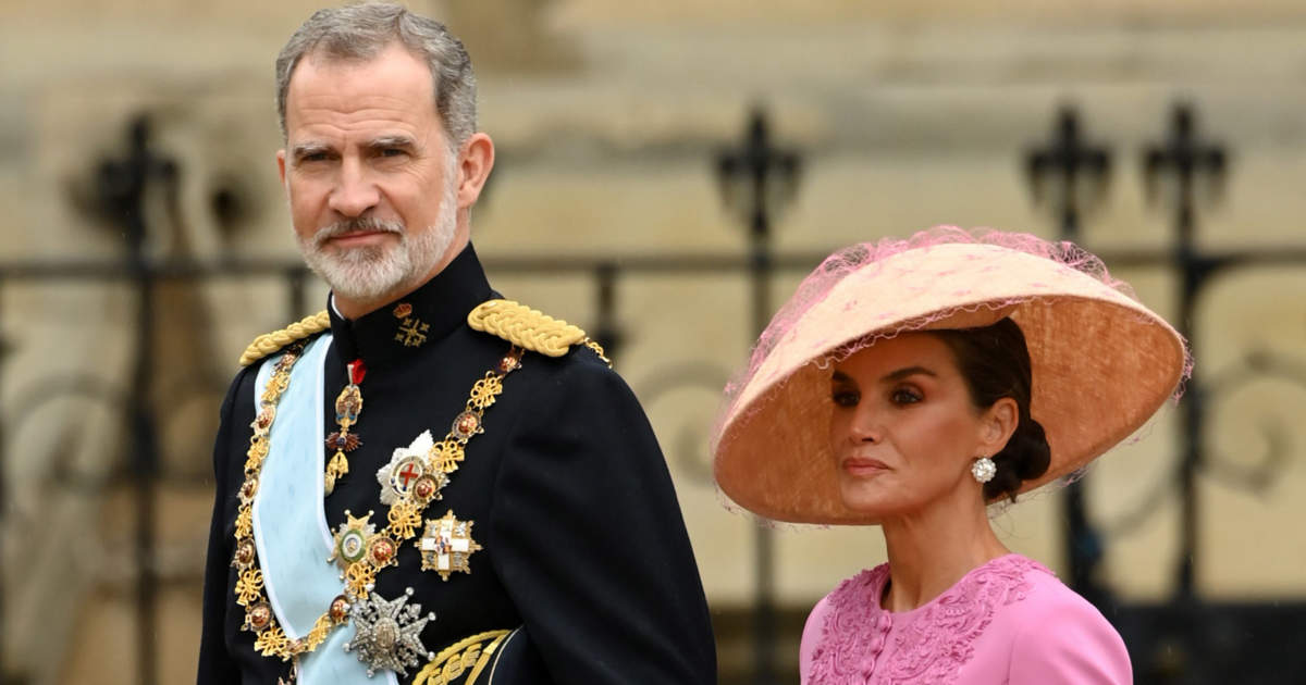 El rey Felipe y la reina Letizia han reanudado sus compromisos institucionales...