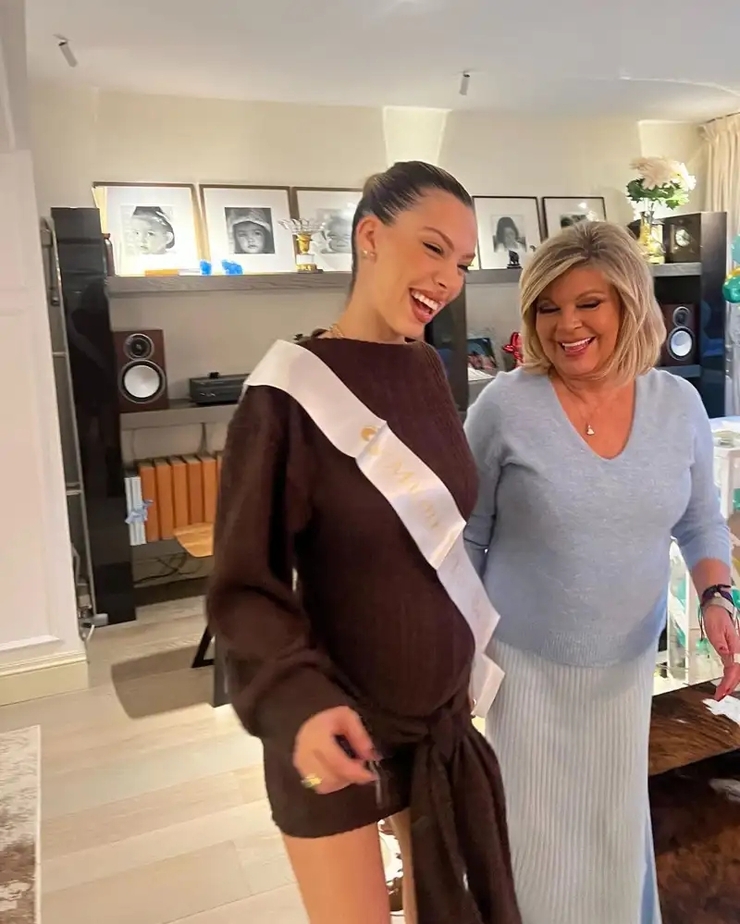 Alejandra Rubio celebra su baby shower junto a Terelu Campos antes de dar la bienvenida a su bebé