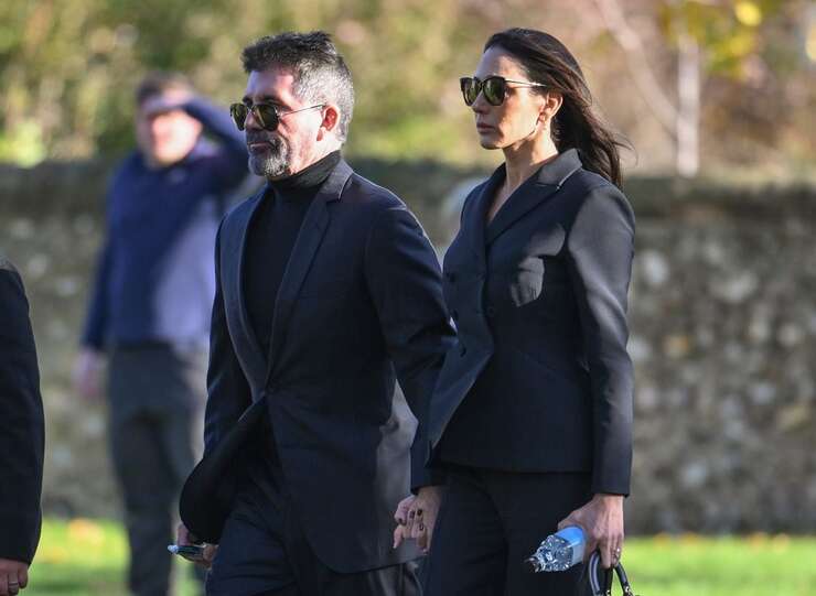 Simon Cowell y padres de Liam Payne, juntos en el emotivo adiós al artista en Buckinghamshire