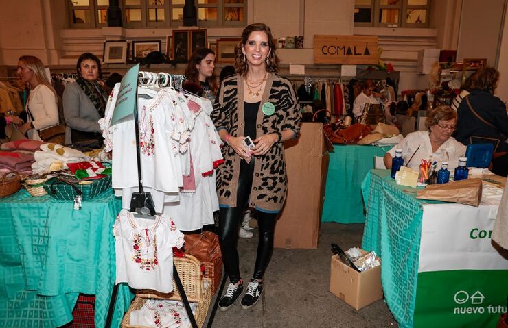 Eugenia de Borbón se prepara para el Baile de Debutantes en París con vestido de Carolina Herrera