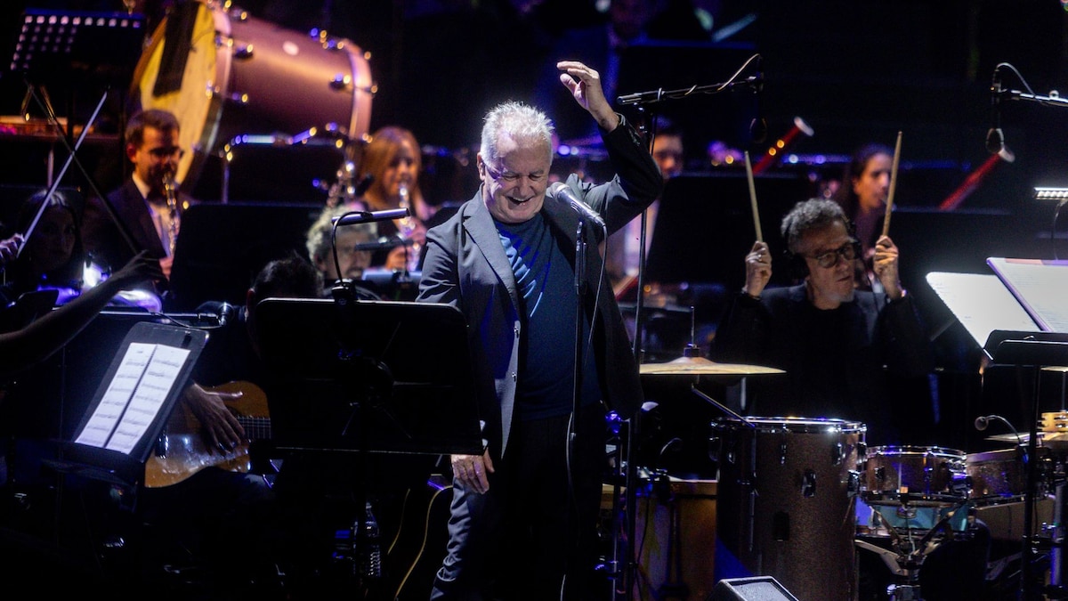 Víctor Manuel deslumbra en el Teatro Real junto a su hijo músico y con Ana Belén entre los asistentes